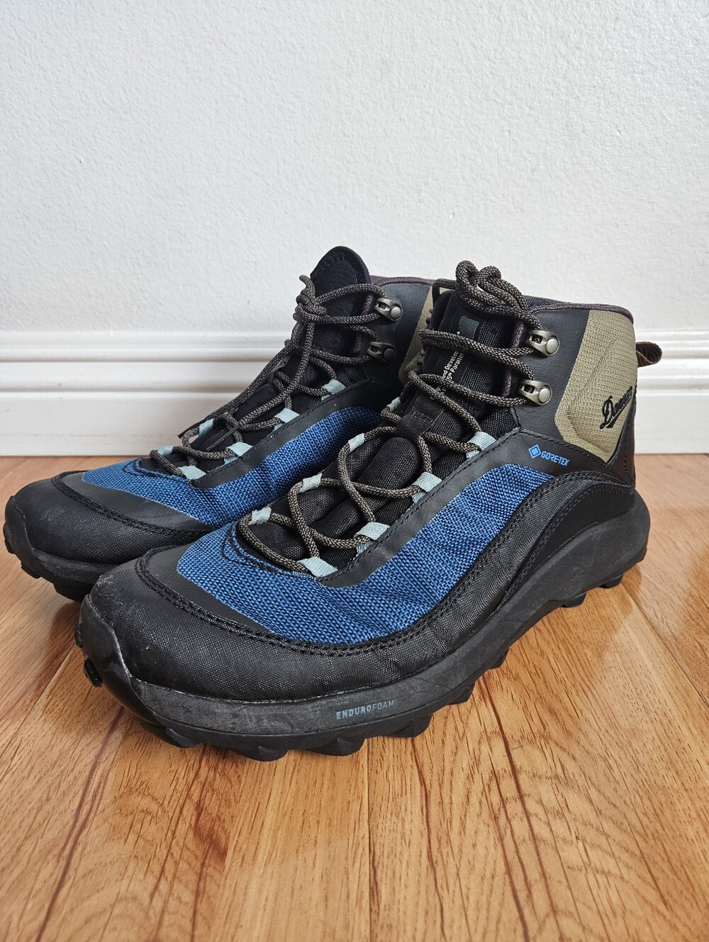 Danner N45 Mid GTX Men's Size 11 Used Black Blue Hiking Boots